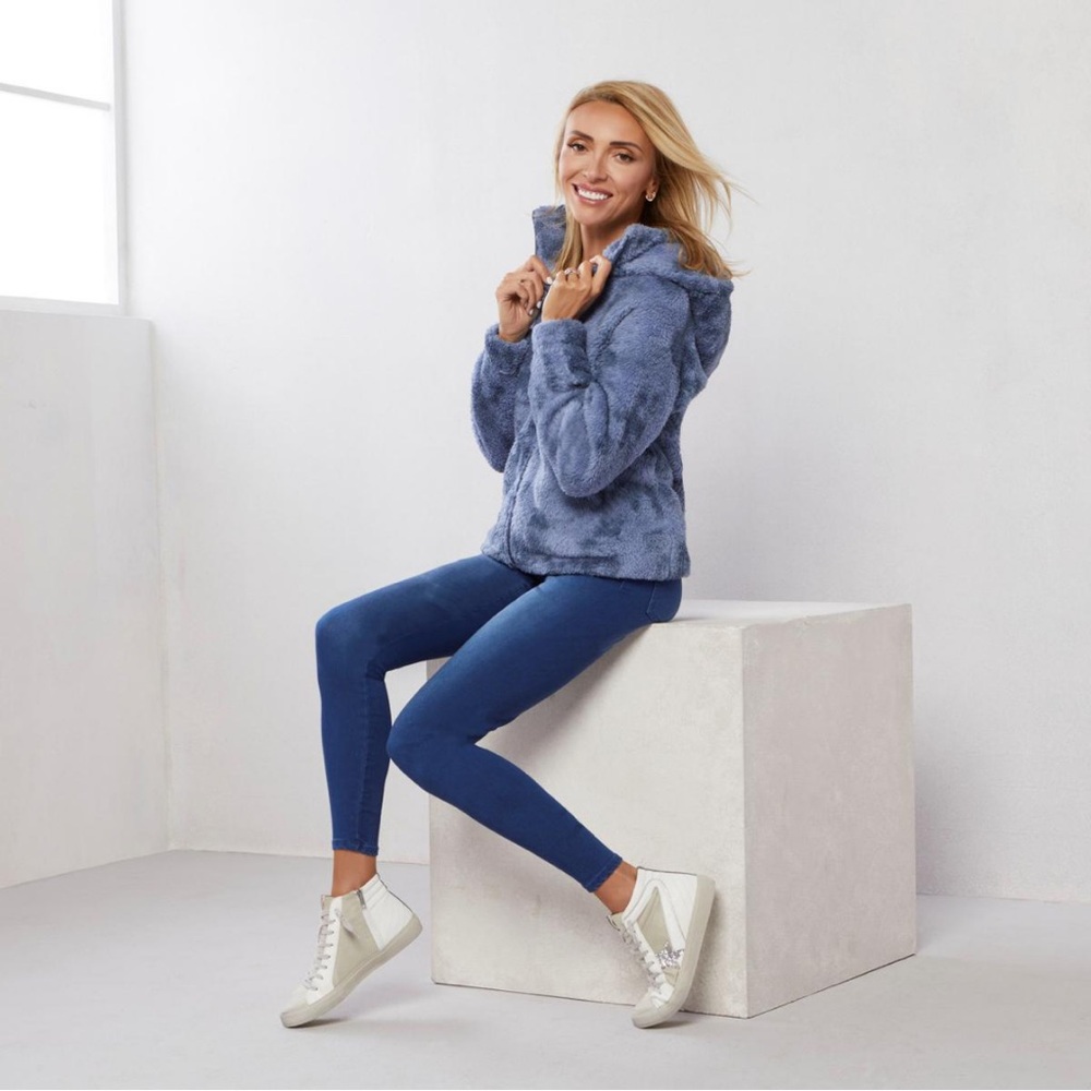 G by Giuliana | The Cloud Zip Front Hooded Jacket $60 MSRP